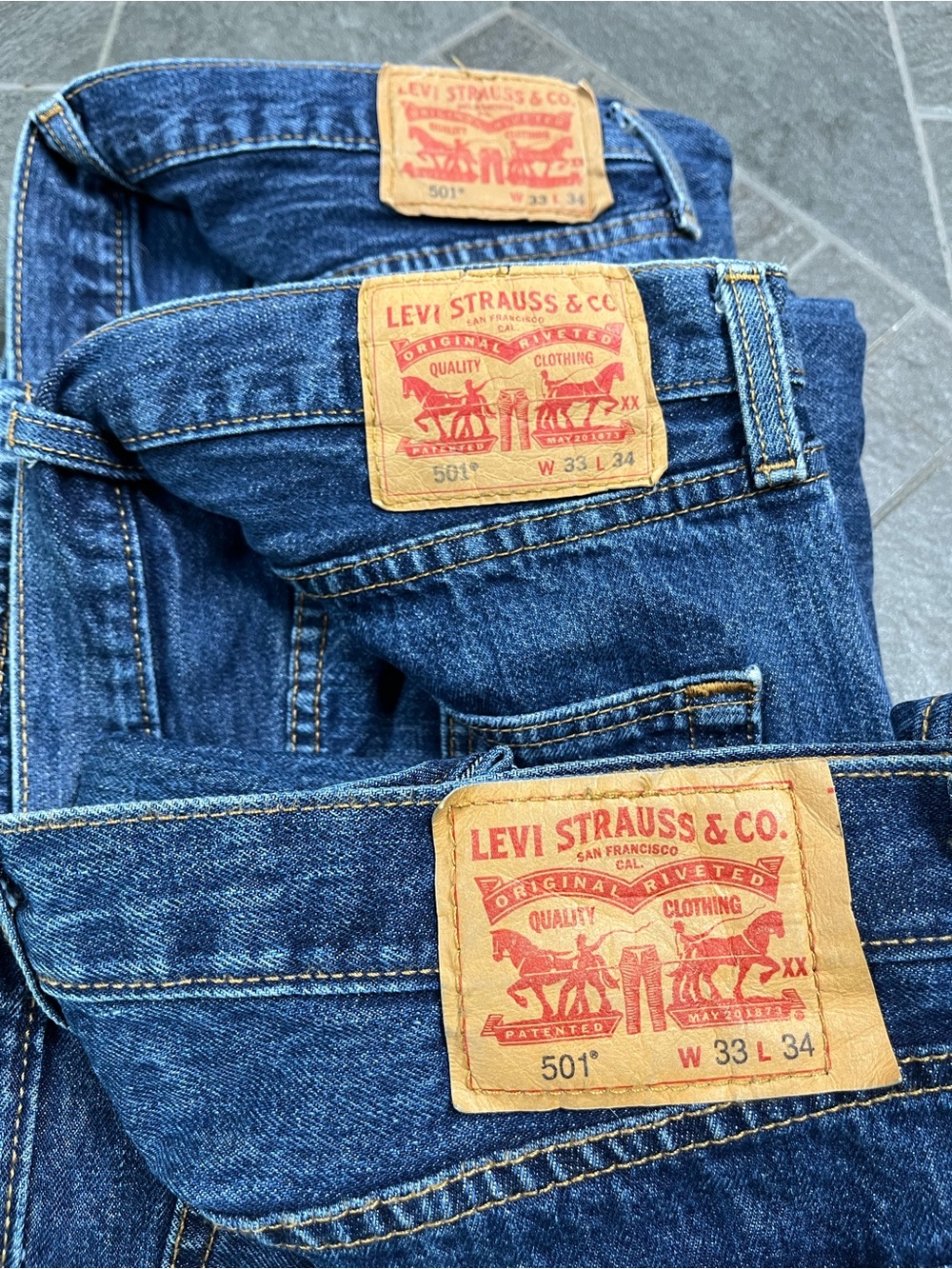 Levi's Men Straight Dark Blue Denim Jeans with Tan Patch